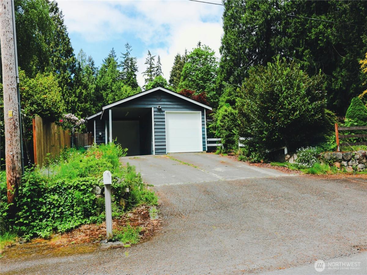 MLS #NWM2521268 image #0