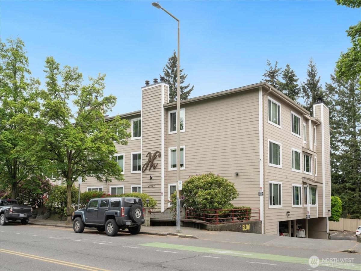 MLS #NWM2521428 image #0