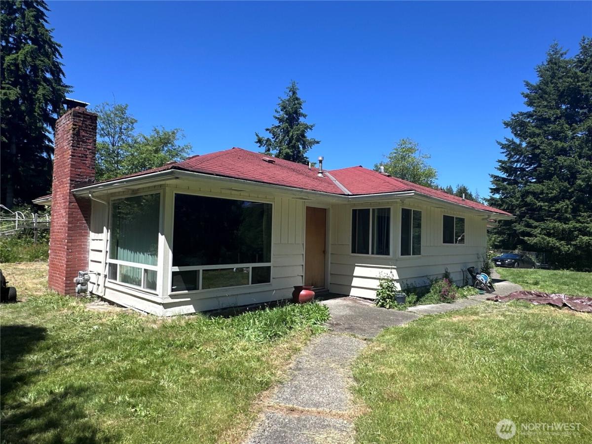 MLS #NWM2521486 image #0