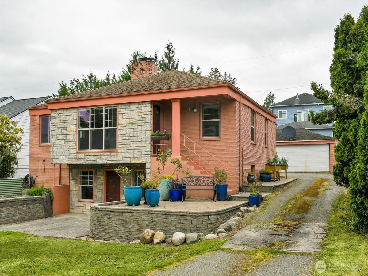 MLS #NWM2521626 image #0