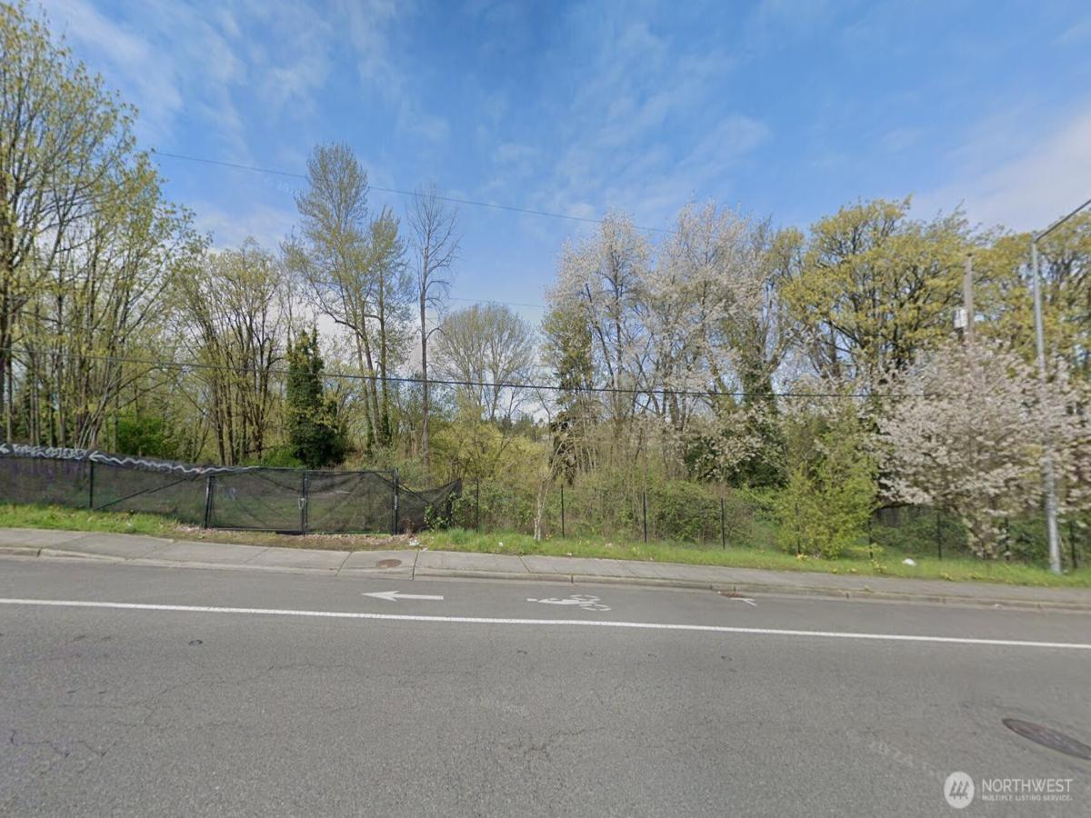 MLS #NWM2521801 image #0