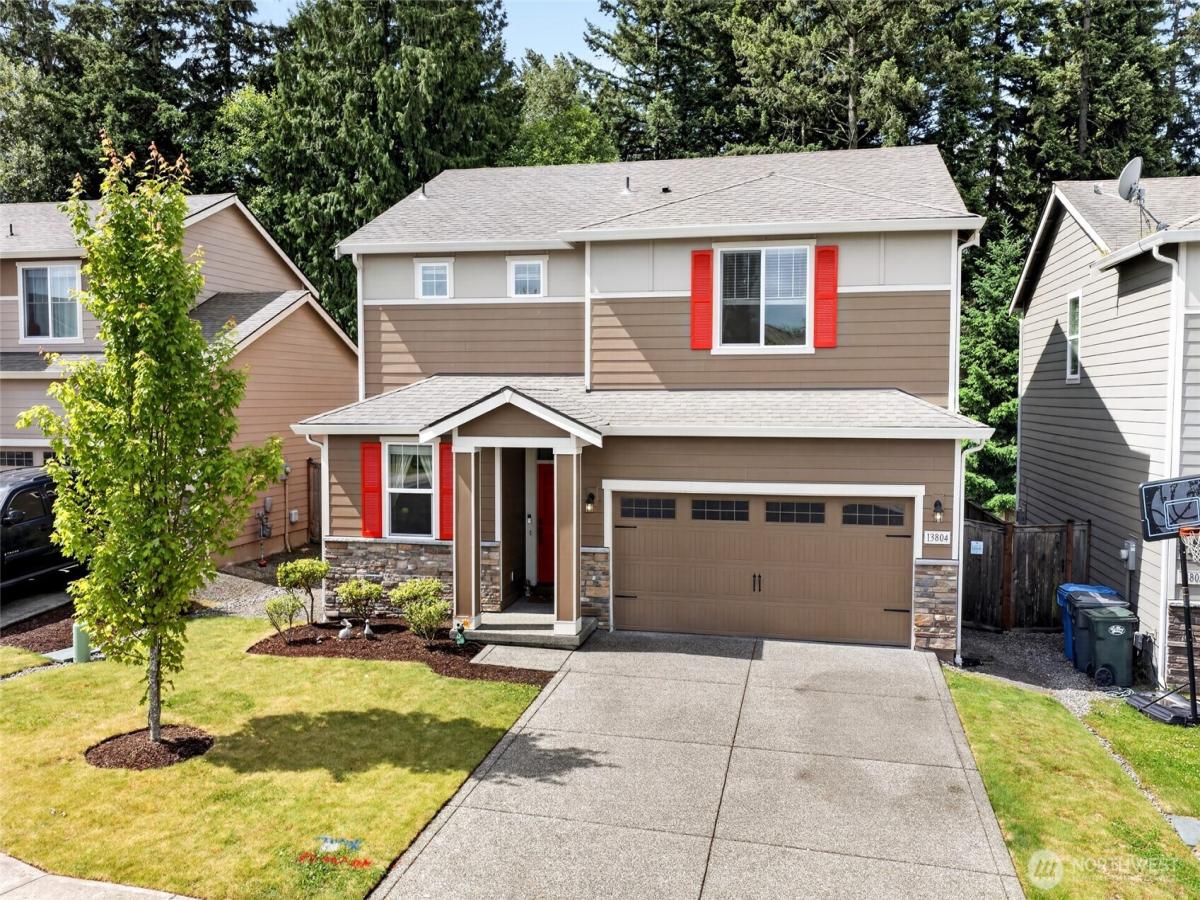 MLS #NWM2522629 image #0
