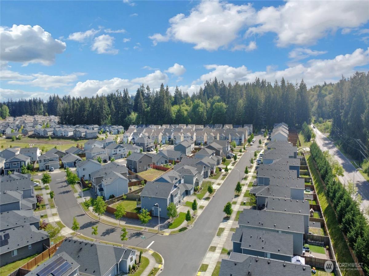 MLS #NWM2522870 image #0