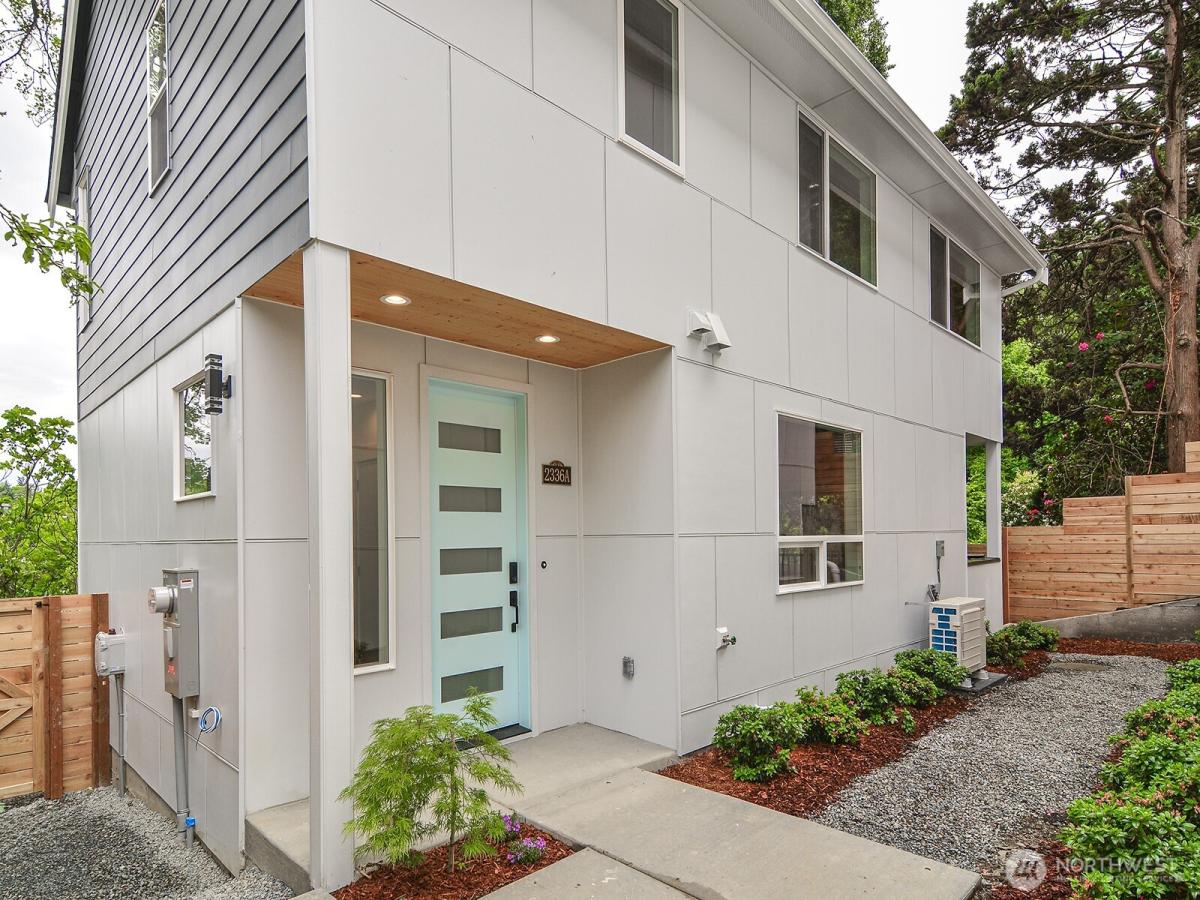 MLS #NWM2522881 image #0