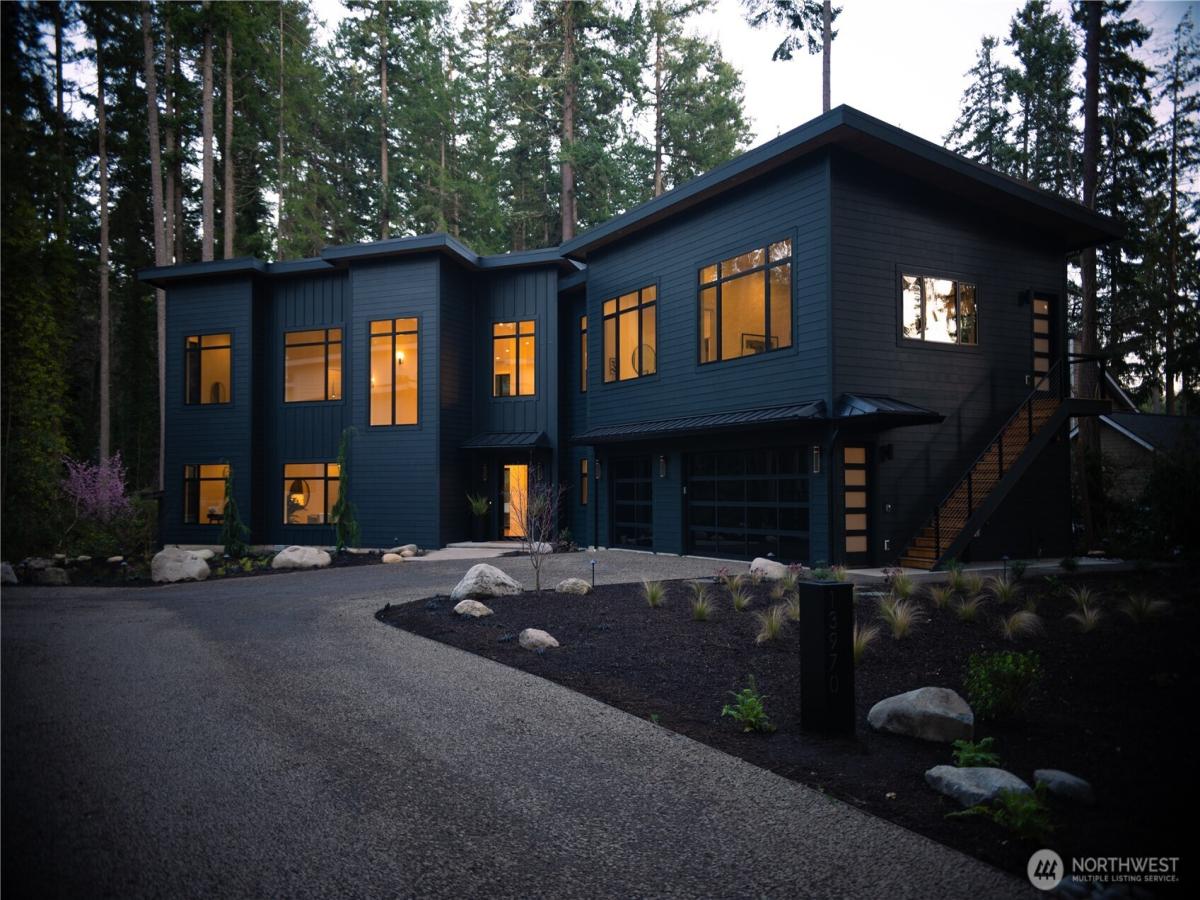 MLS #NWM2523080 image #0