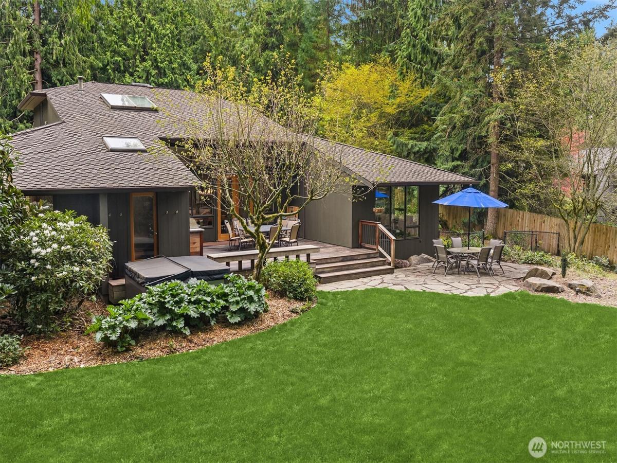 MLS #NWM2523814 image #0
