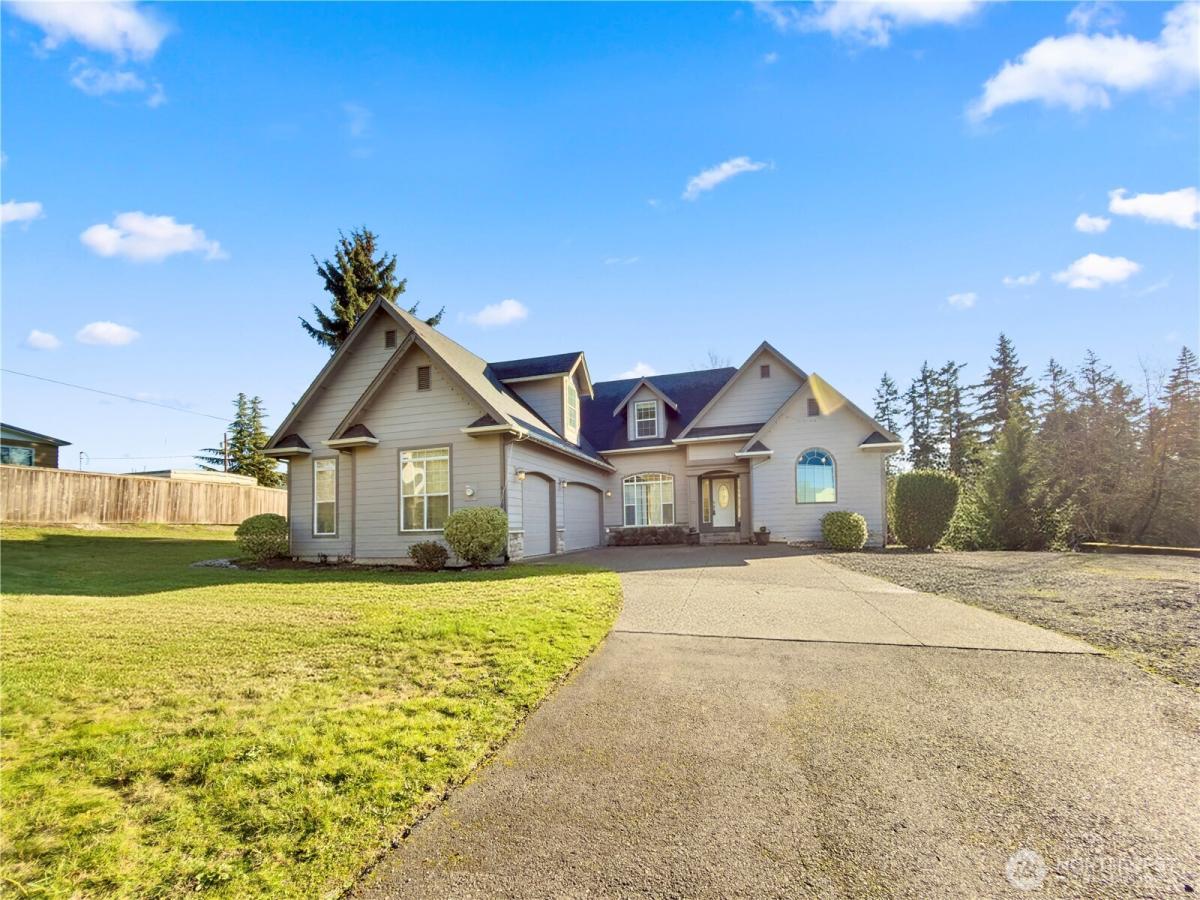 MLS #NWM2523937 image #0