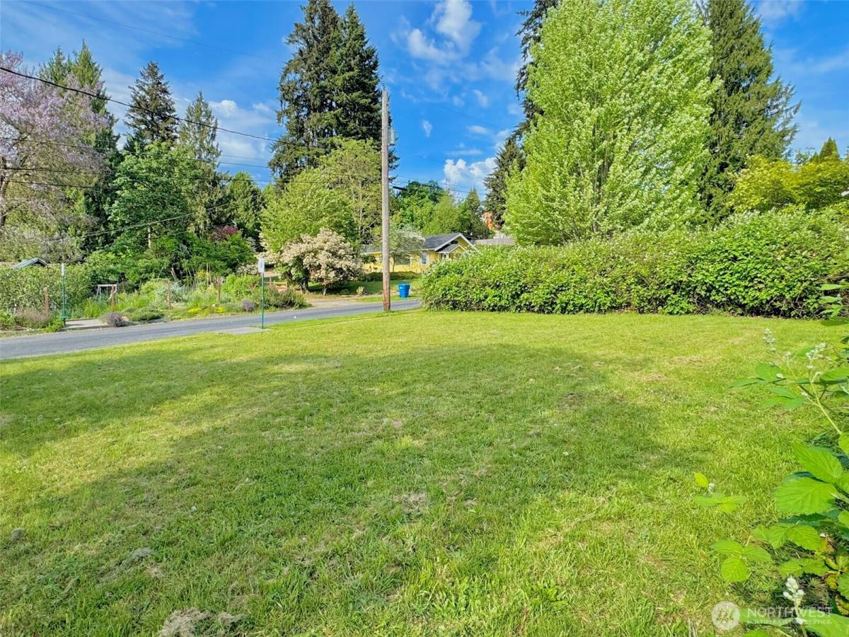 MLS #NWM2525086 image #0