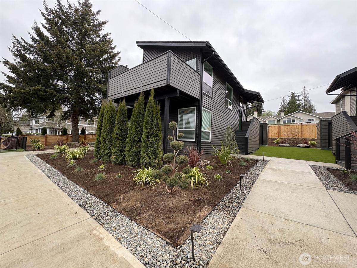MLS #NWM2525295 image #0