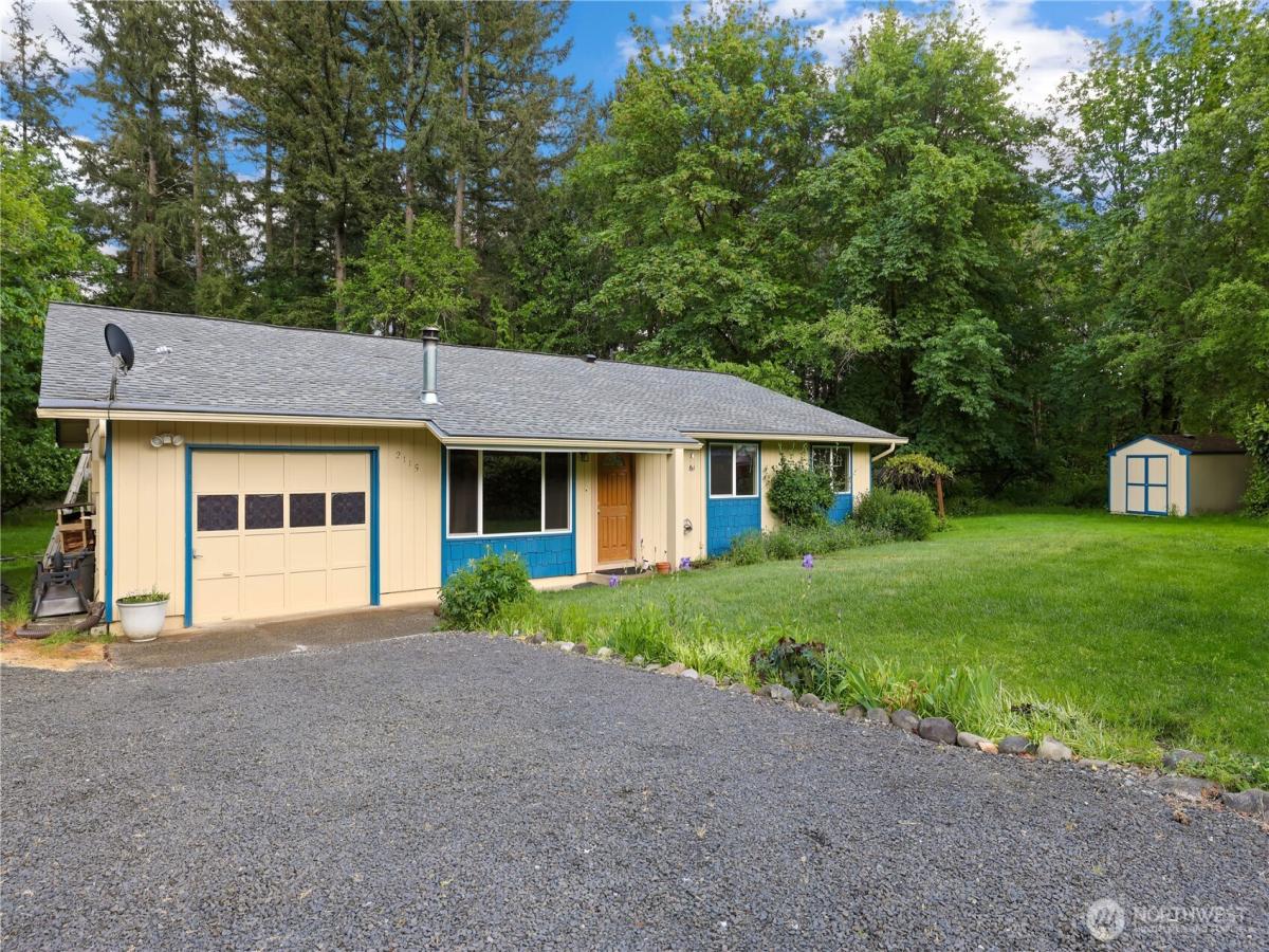 MLS #NWM2525400 image #0