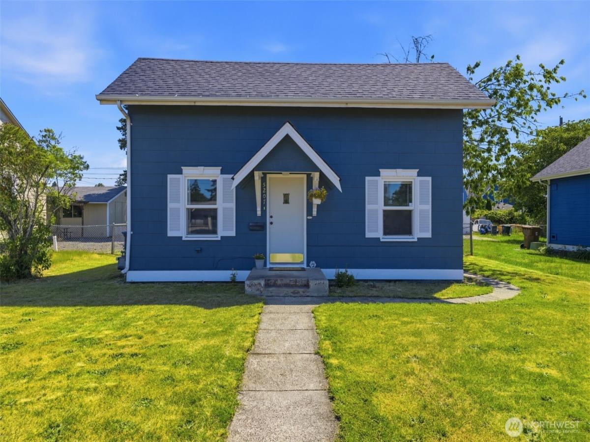 MLS #NWM2525545 image #0