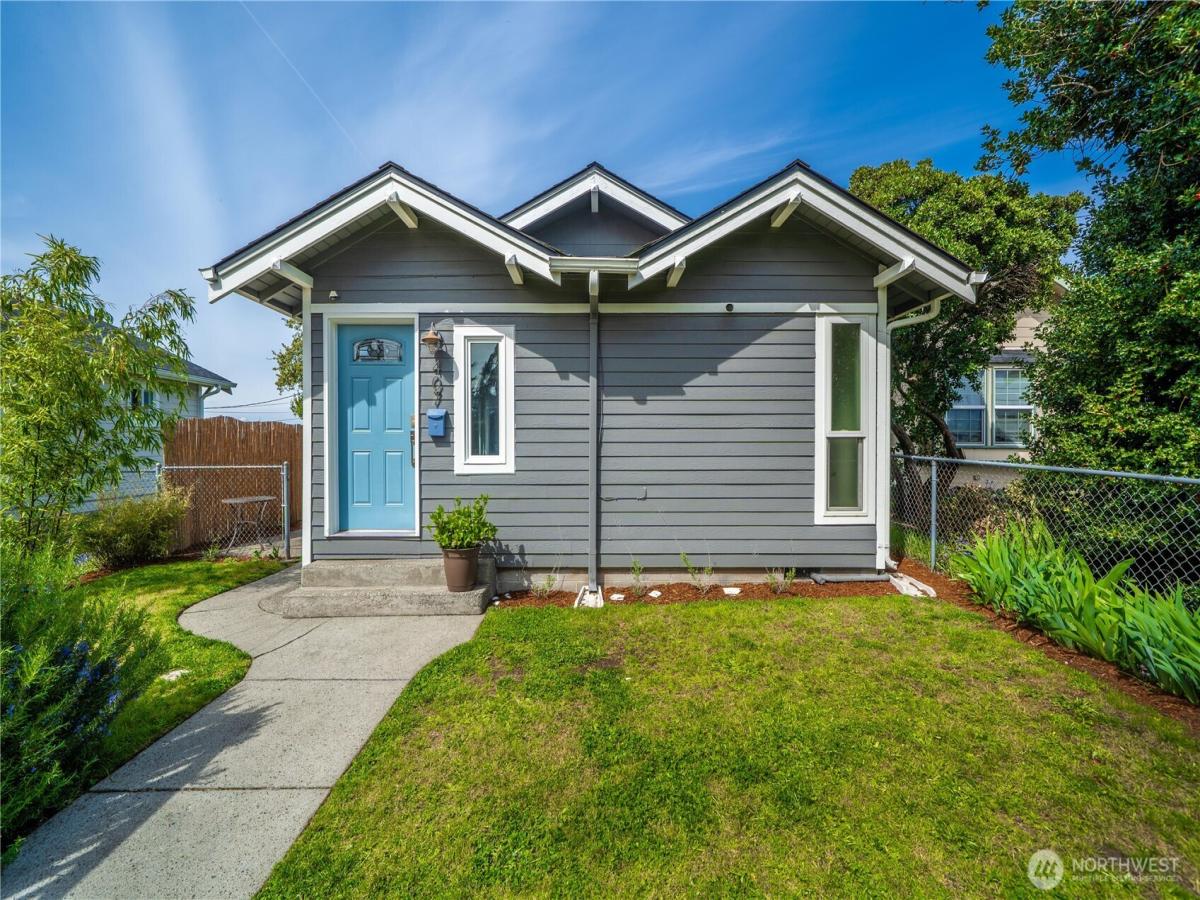 MLS #NWM2525766 image #0