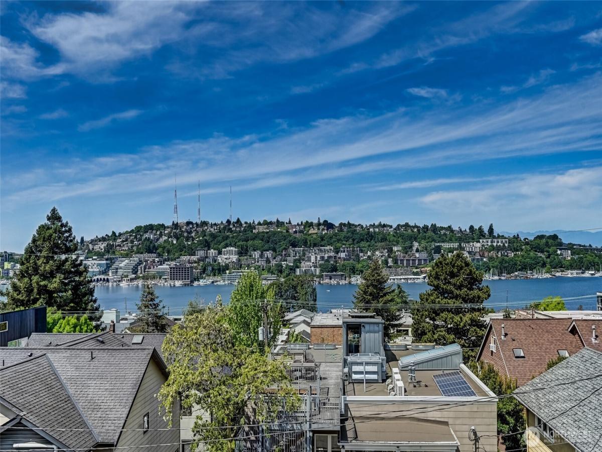 MLS #NWM2525862 image #0