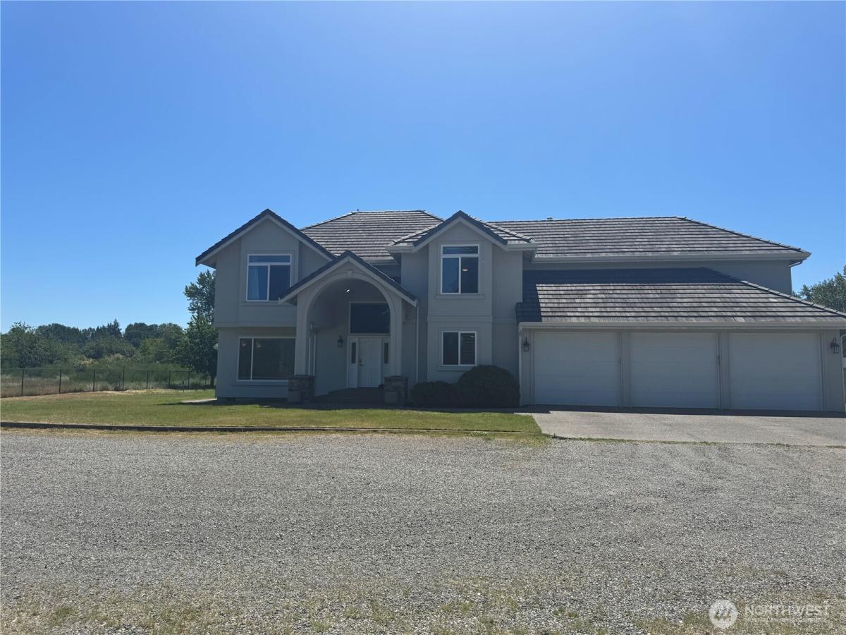 MLS #NWM2526175 image #0