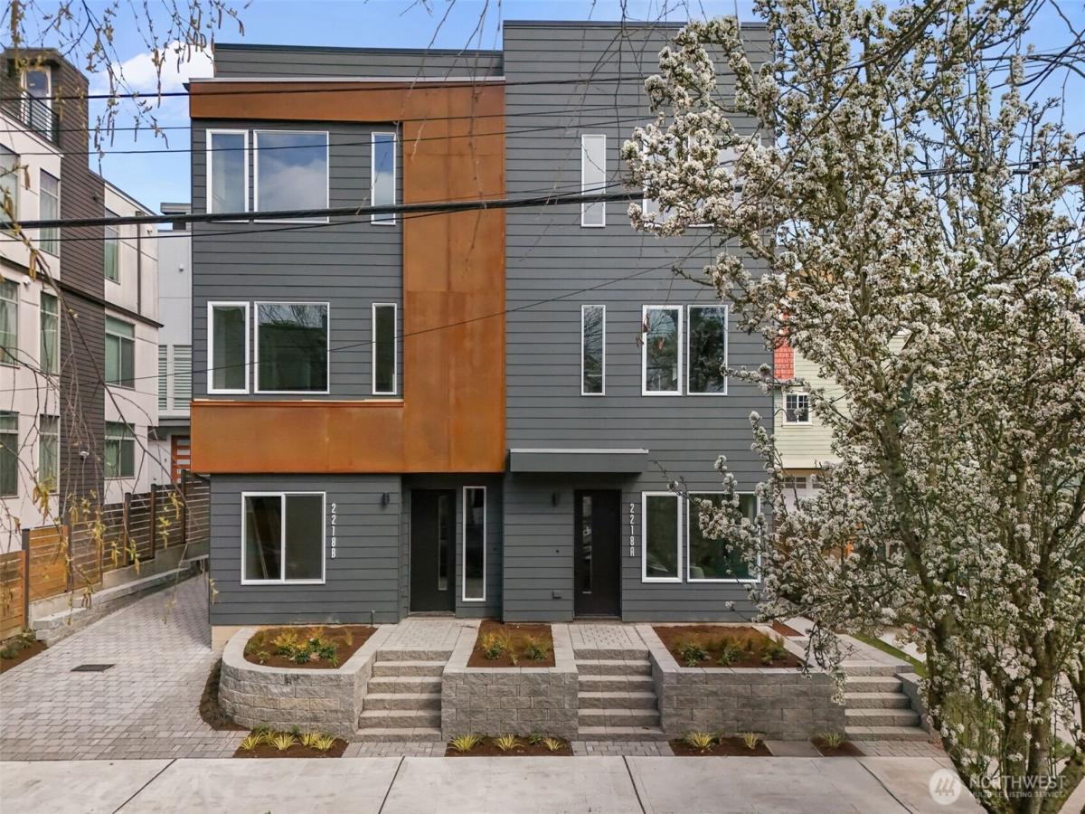 MLS #NWM2526256 image #0