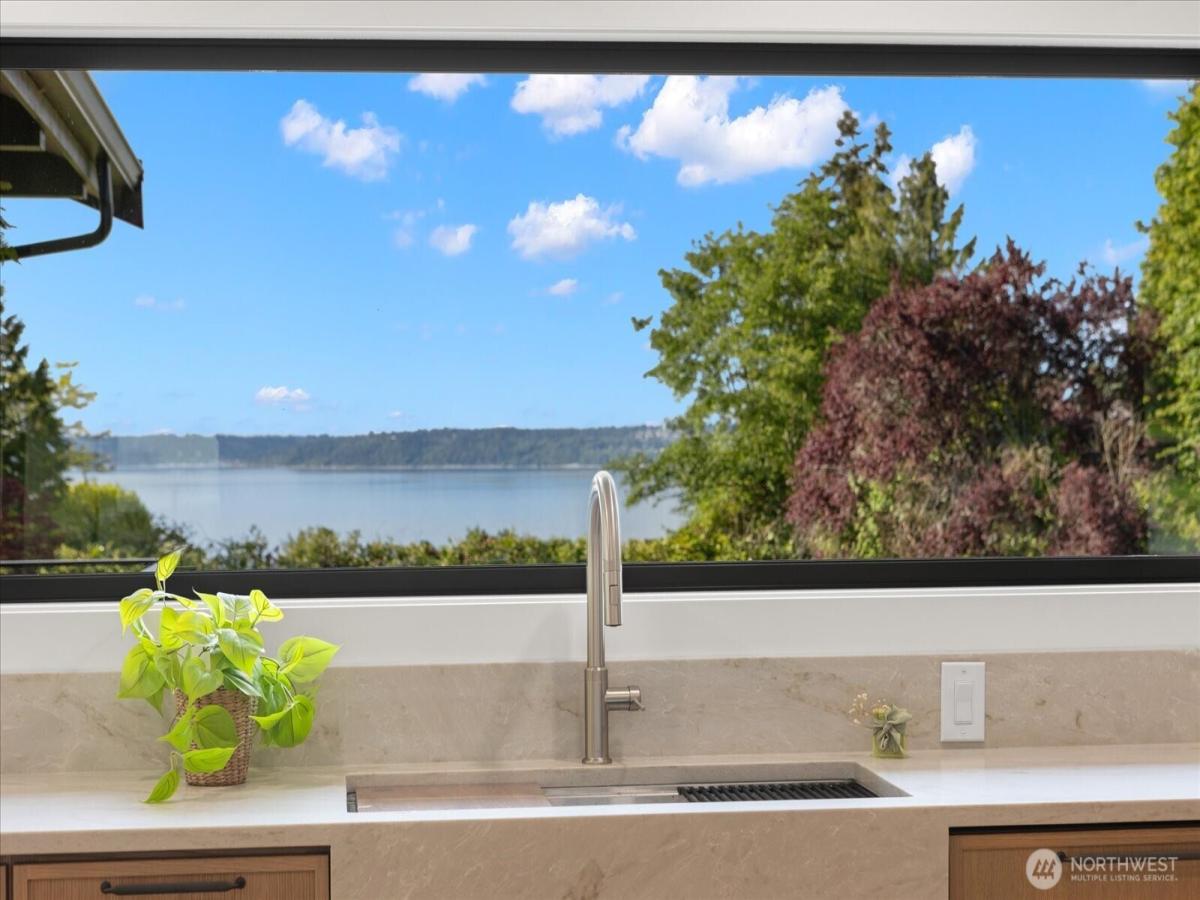 MLS #NWM2526379 image #0