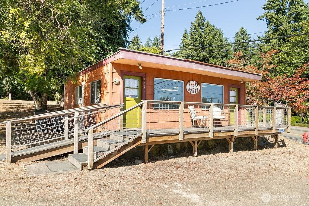 MLS #NWM2527222 image #0