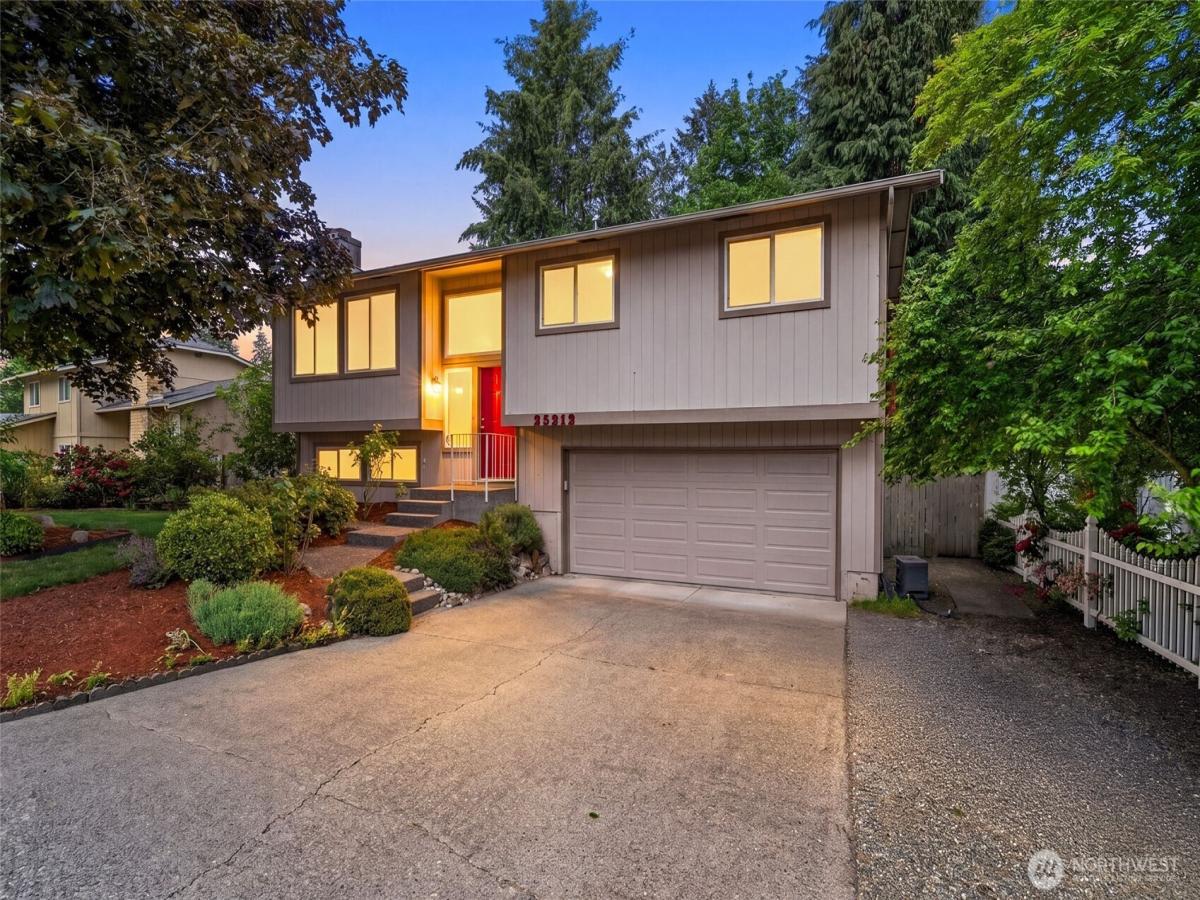 MLS #NWM2527666 image #0