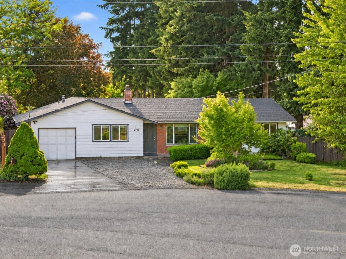 MLS #NWM2527774 image #0