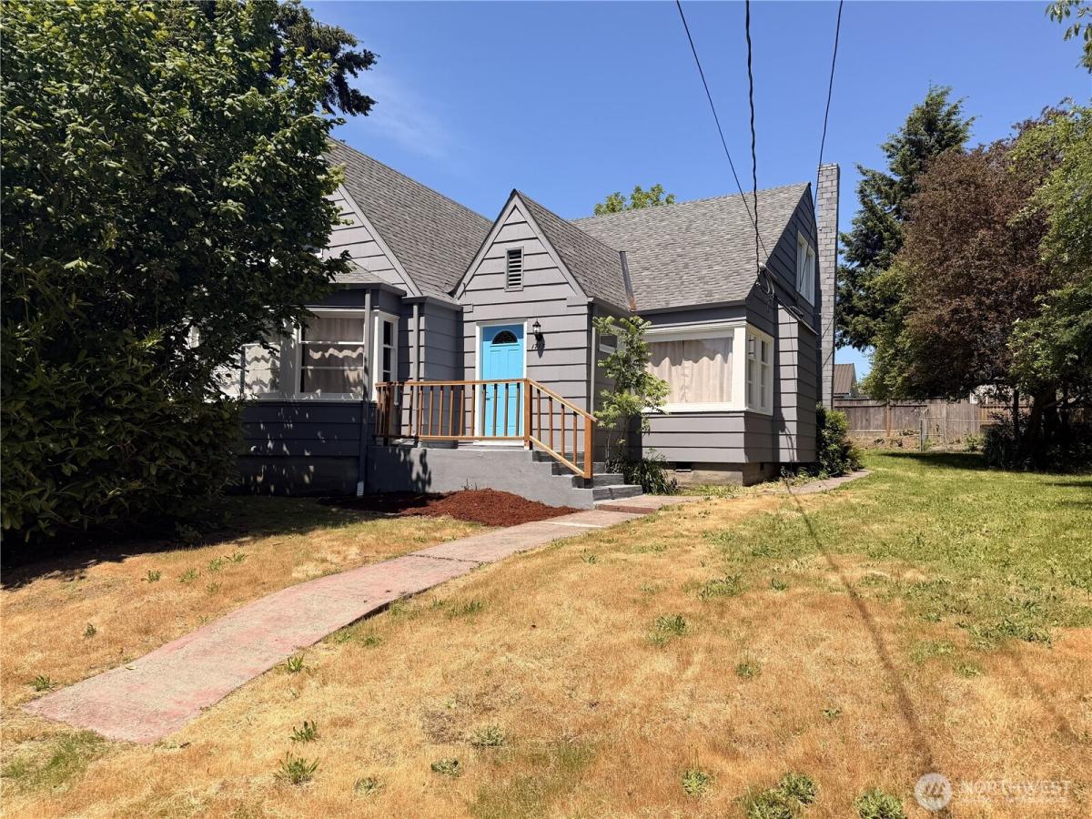 MLS #NWM2528164 image #0