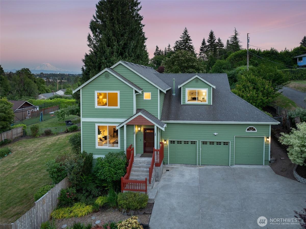 MLS #NWM2528326 image #0