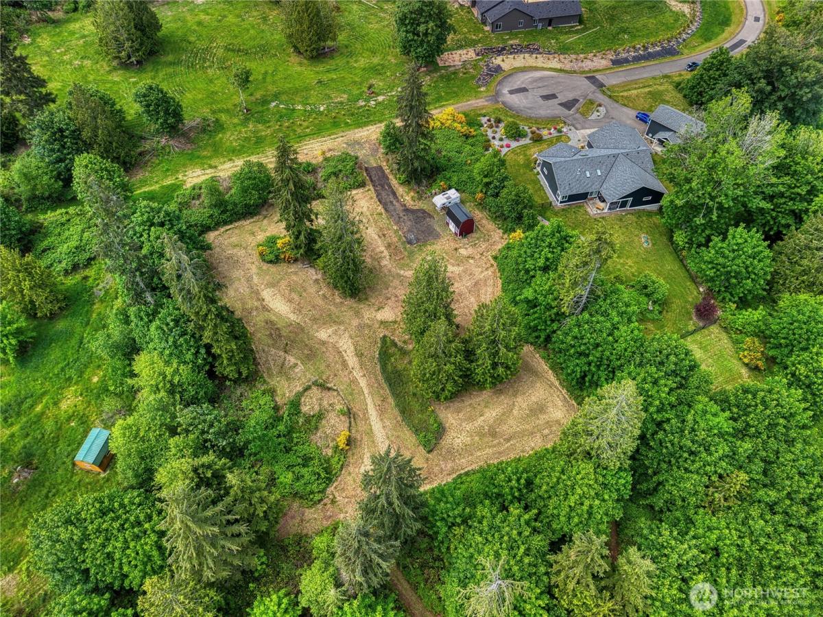 MLS #NWM2528776 image #0