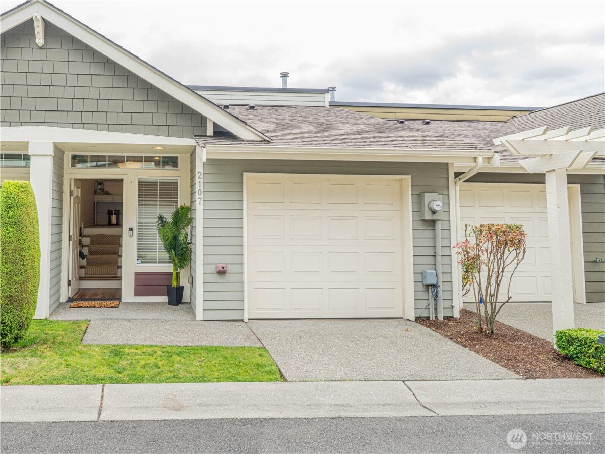 MLS #NWM2528780 image #0