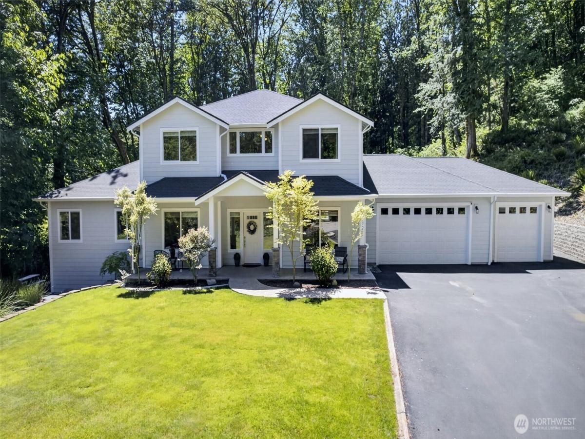 MLS #NWM2529243 image #0