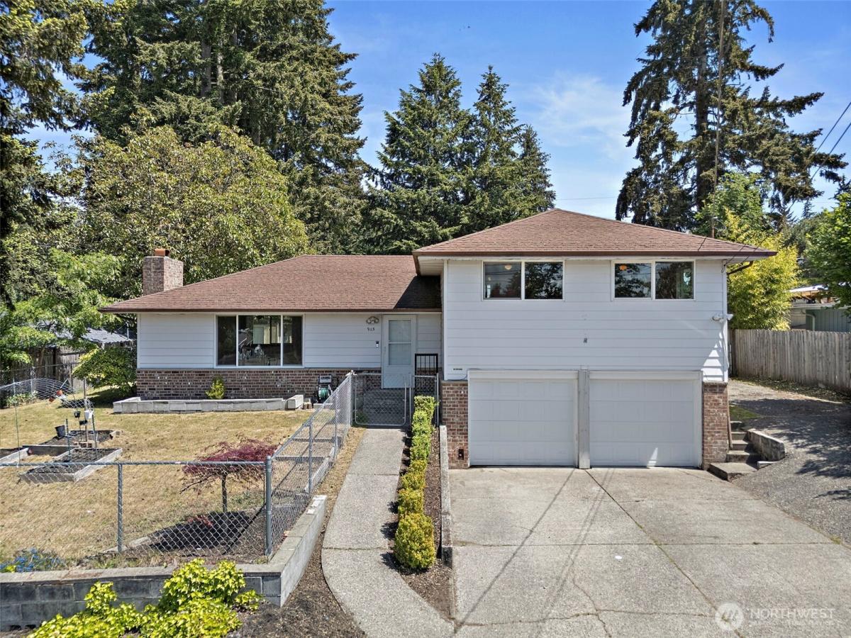 MLS #NWM2529600 image #0