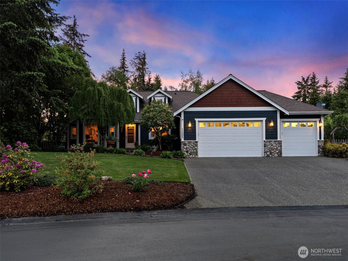 MLS #NWM2530609 image #0