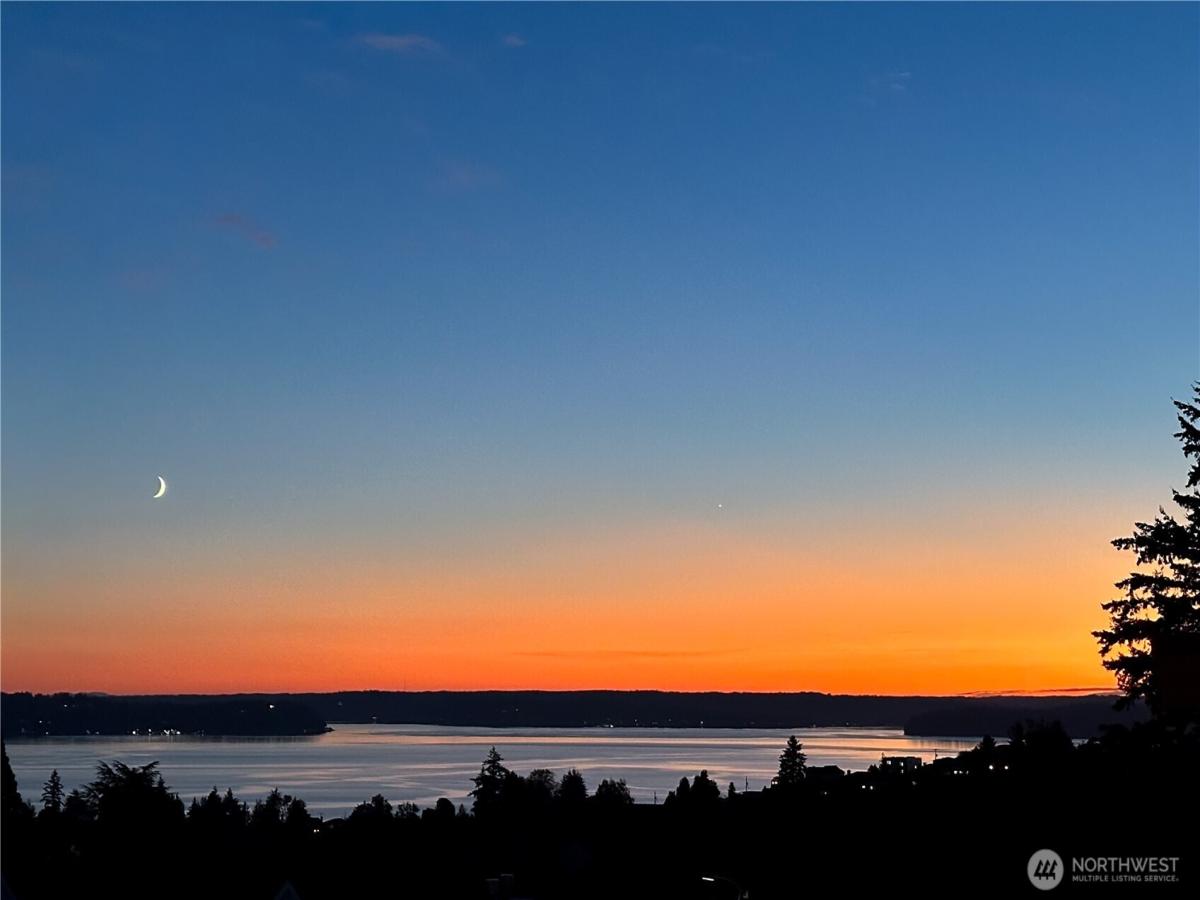 MLS #NWM2531602 image #0