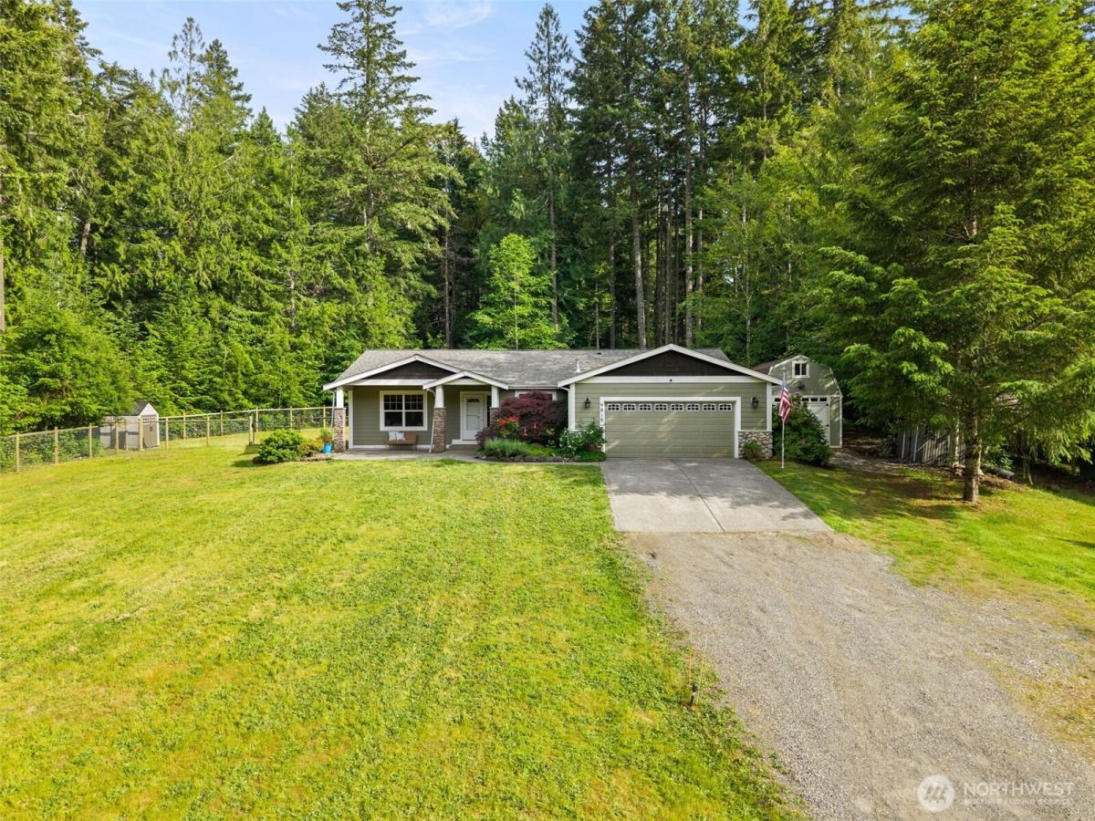 MLS #NWM2531649 image #0