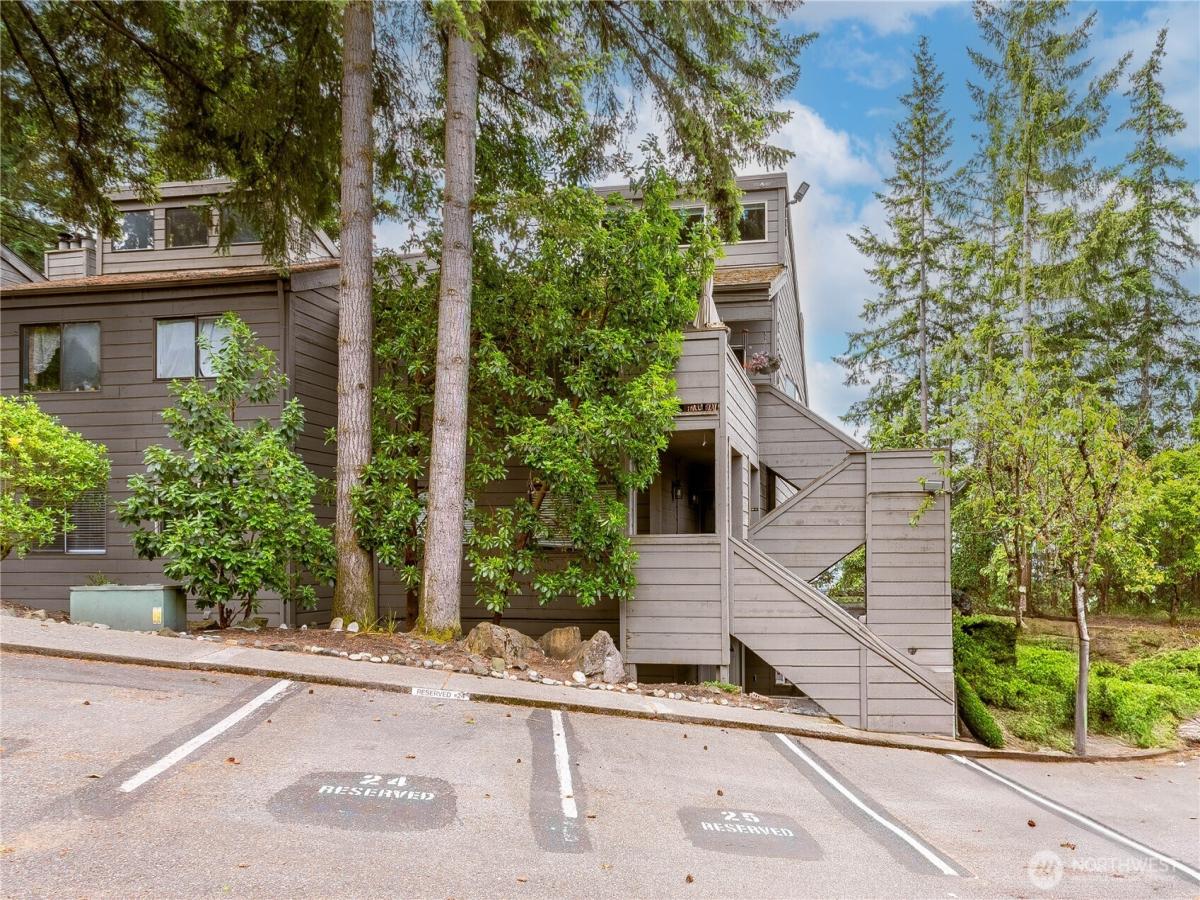 MLS #NWM2532167 image #0