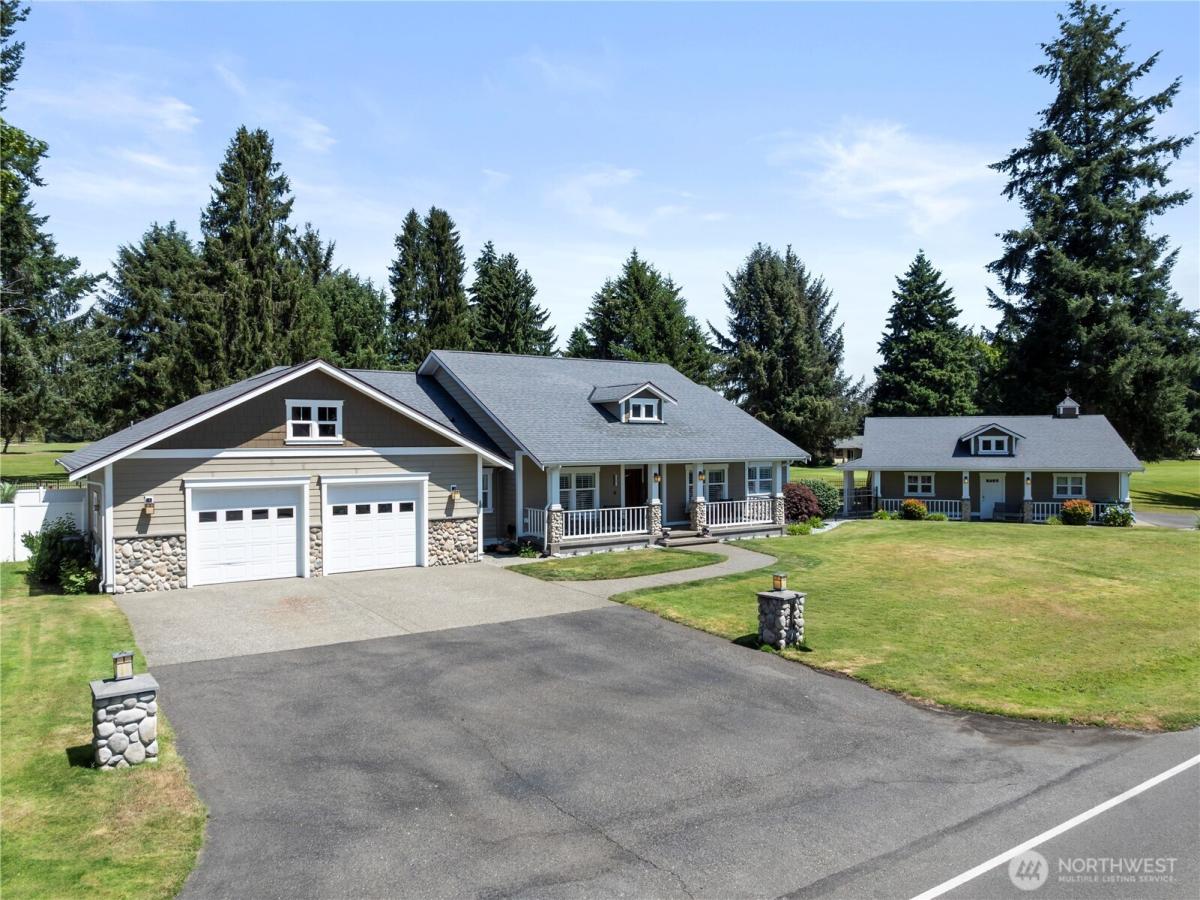 MLS #NWM2532679 image #0