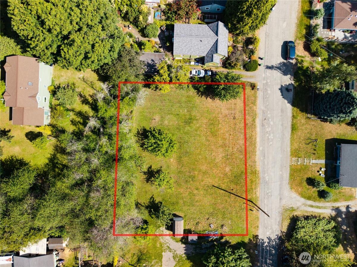 MLS #NWM2532788 image #0