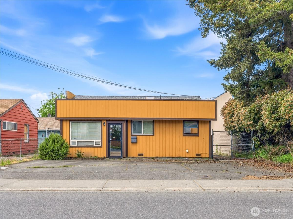 MLS #NWM2533719 image #0