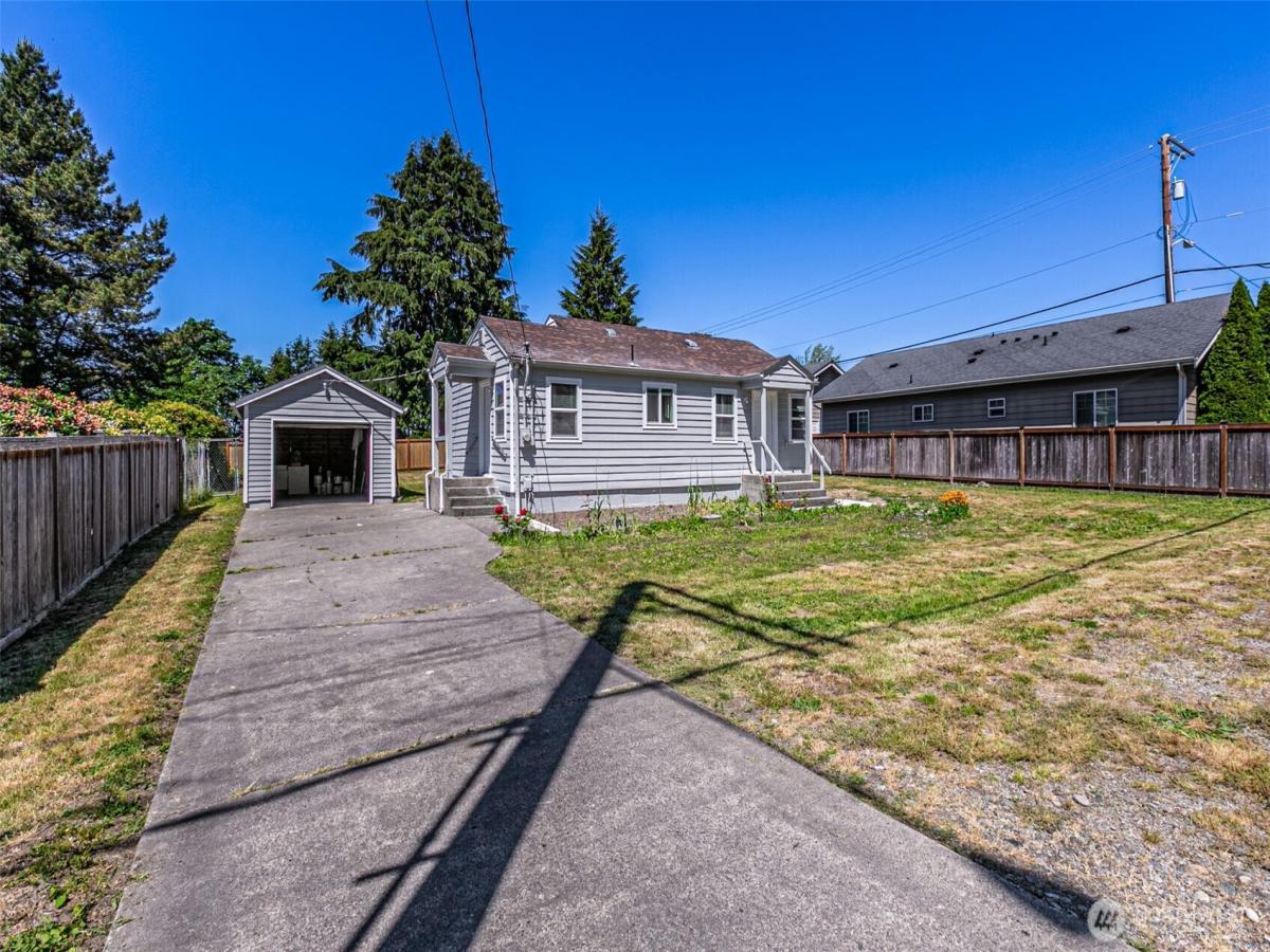 MLS #NWM2533811 image #0