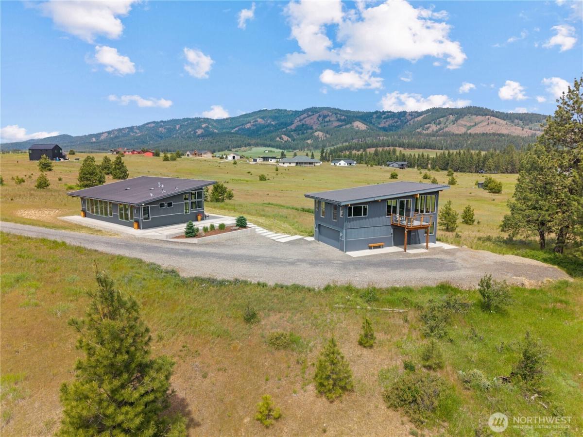 MLS #NWM2534409 image #0