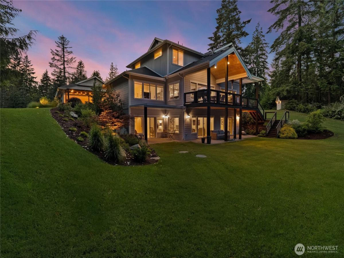 MLS #NWM2534503 image #0