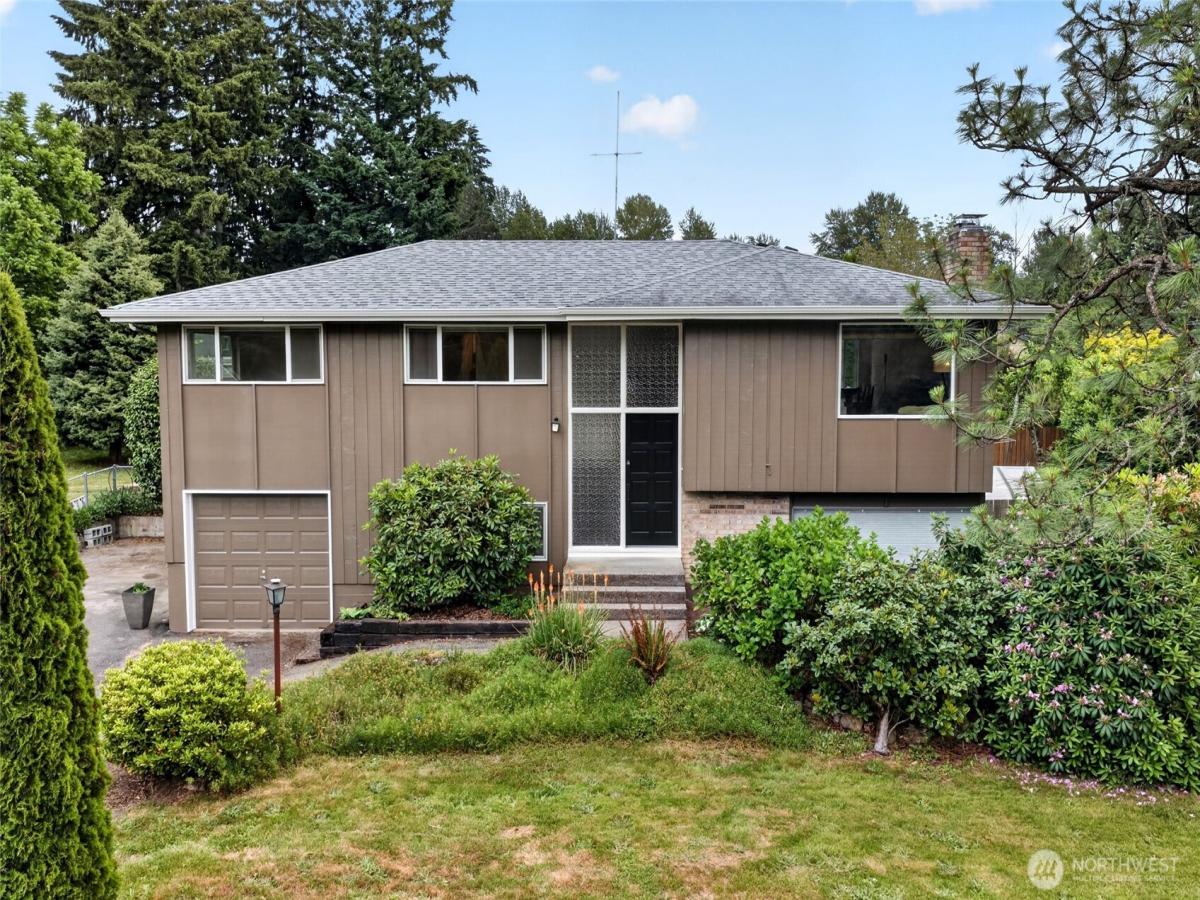 MLS #NWM2534505 image #0