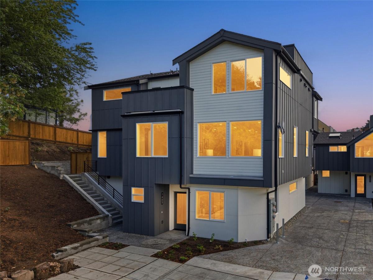 MLS #NWM2534785 image #0