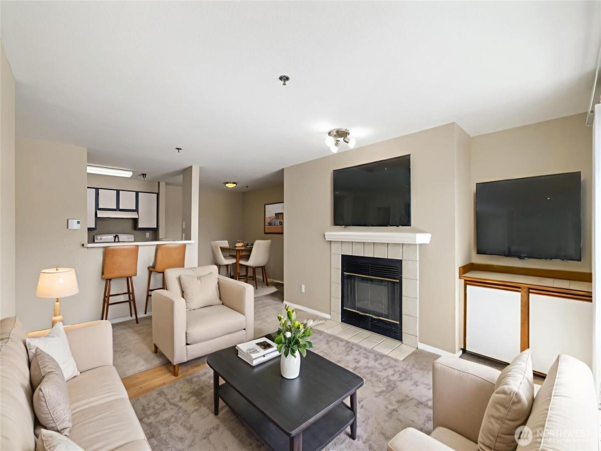 MLS #NWM2535058 image #0