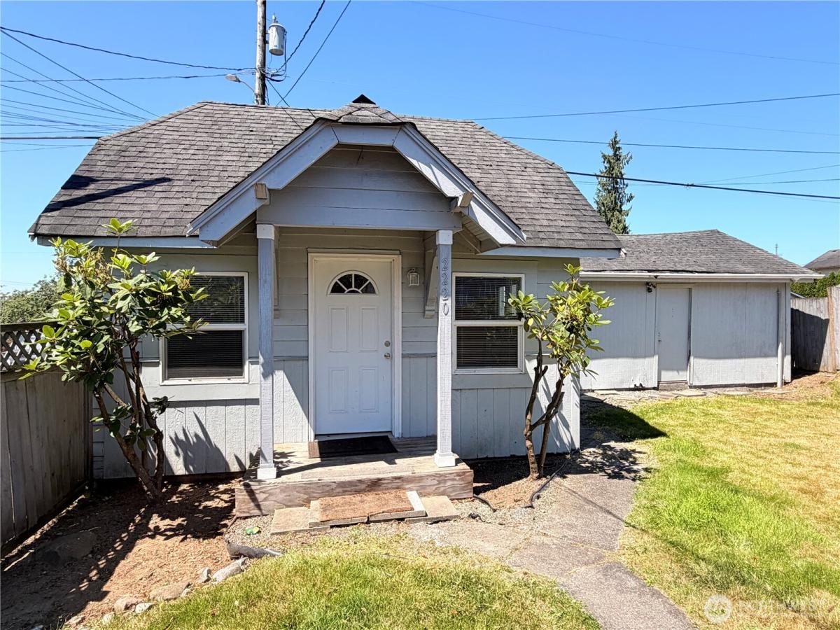 MLS #NWM2535106 image #0