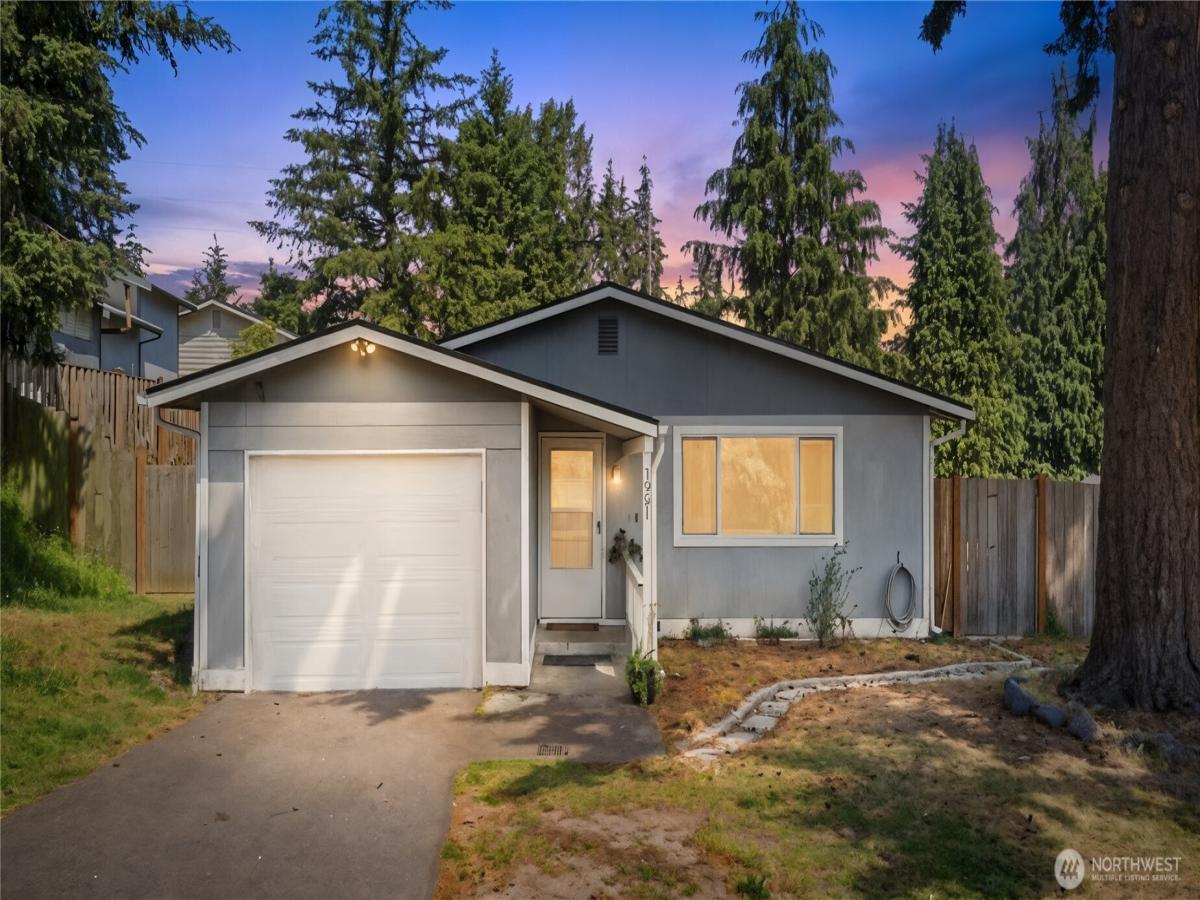 MLS #NWM2535154 image #0