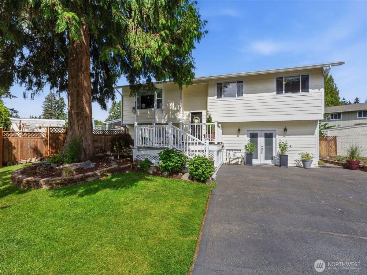 MLS #NWM2535509 image #0