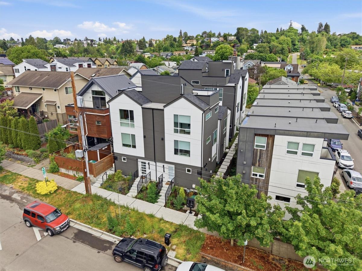 MLS #NWM2535614 image #0