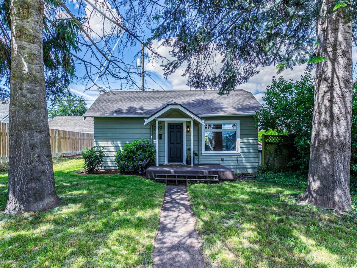 MLS #NWM2535669 image #0