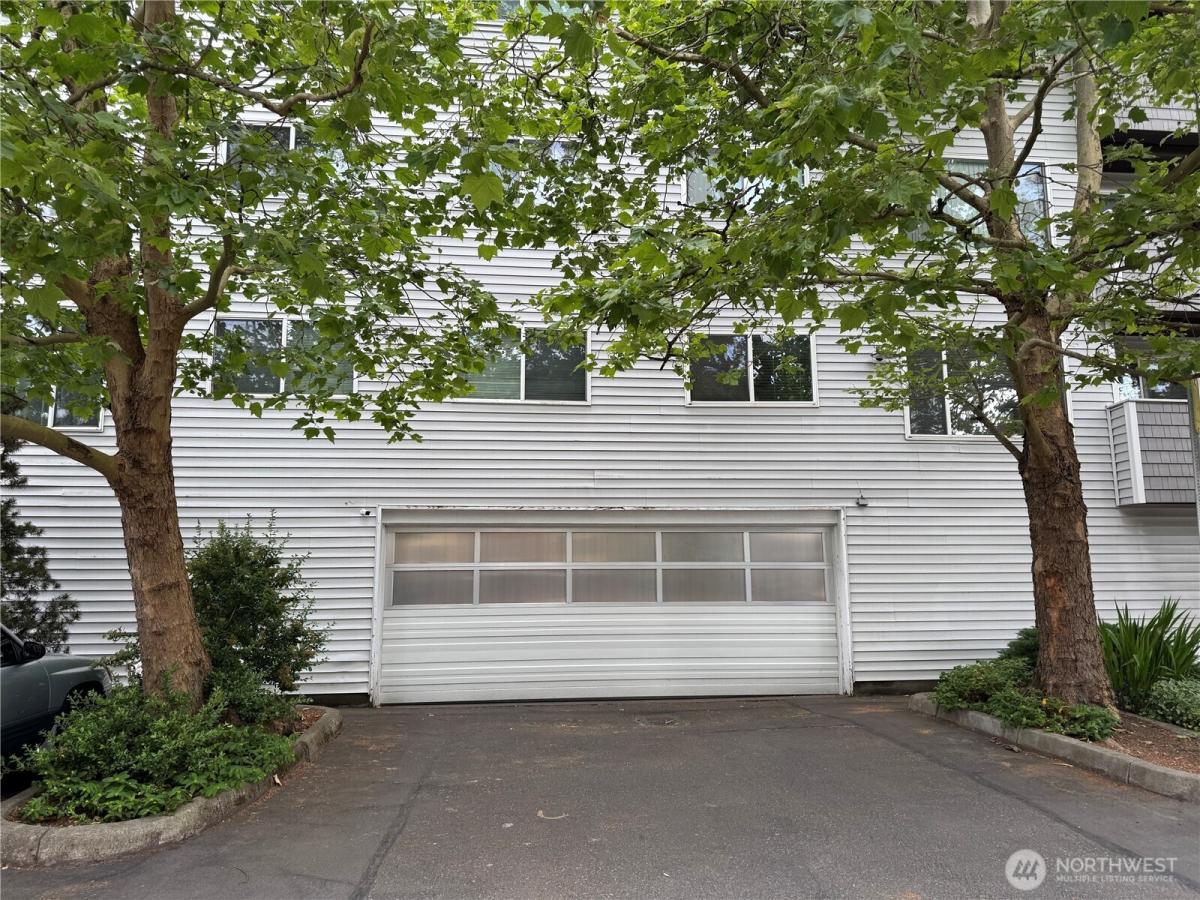 MLS #NWM2536344 image #0