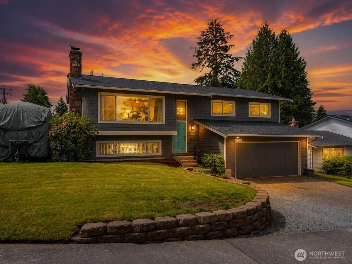 MLS #NWM2536573 image #0