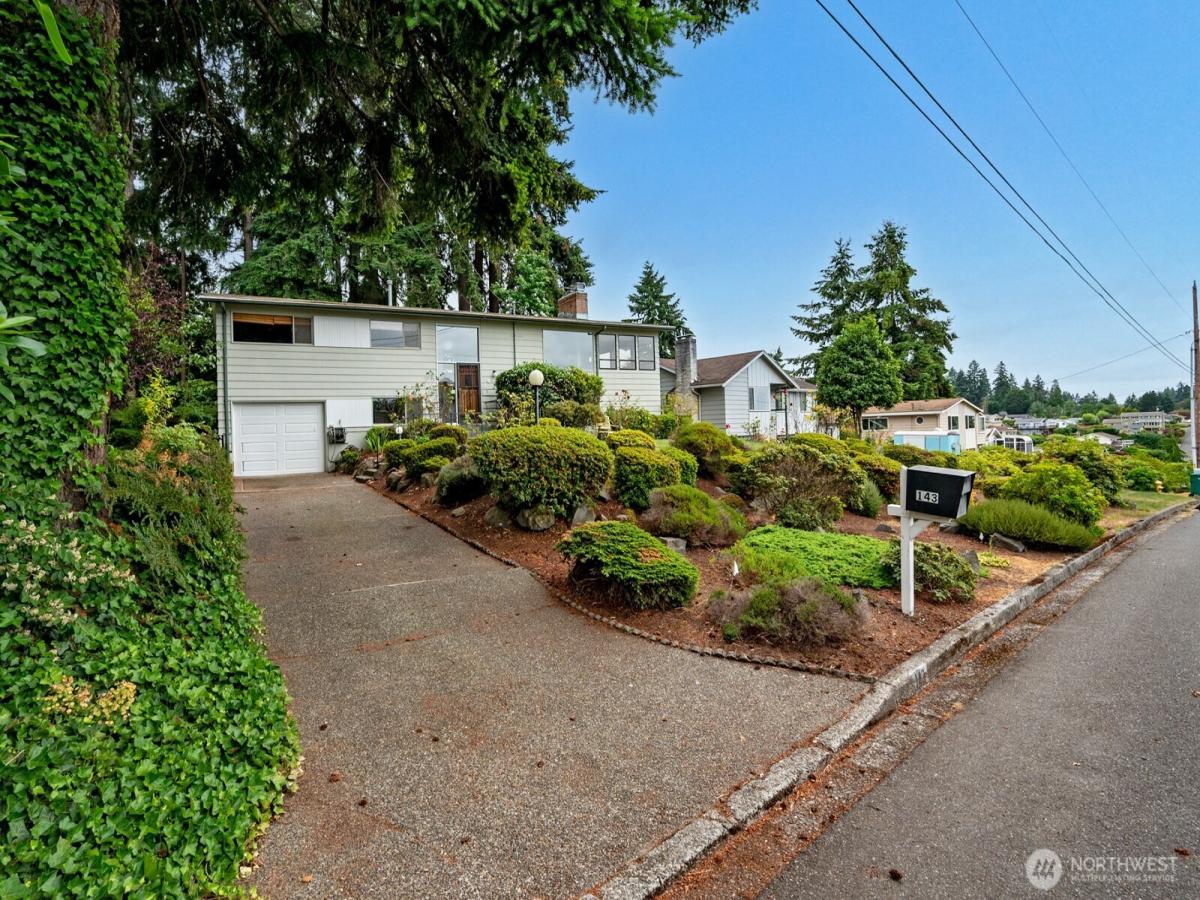 MLS #NWM2537359 image #0